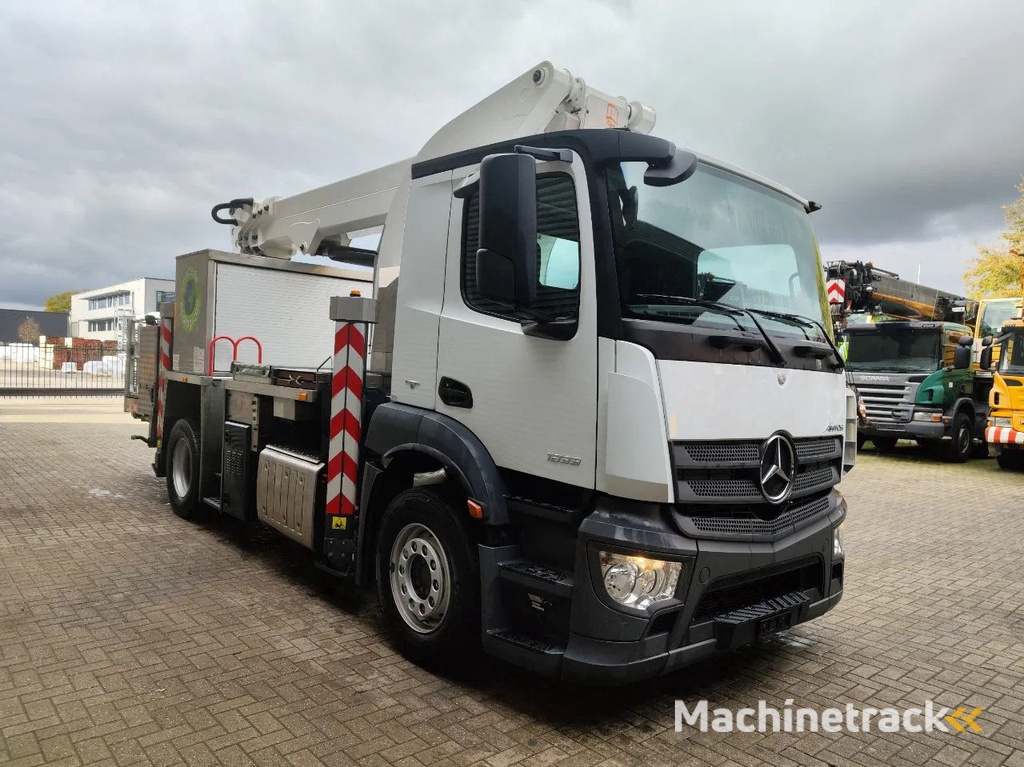Mercedes-Benz Antos 1833 4x2 France Elevateur 284 TBE