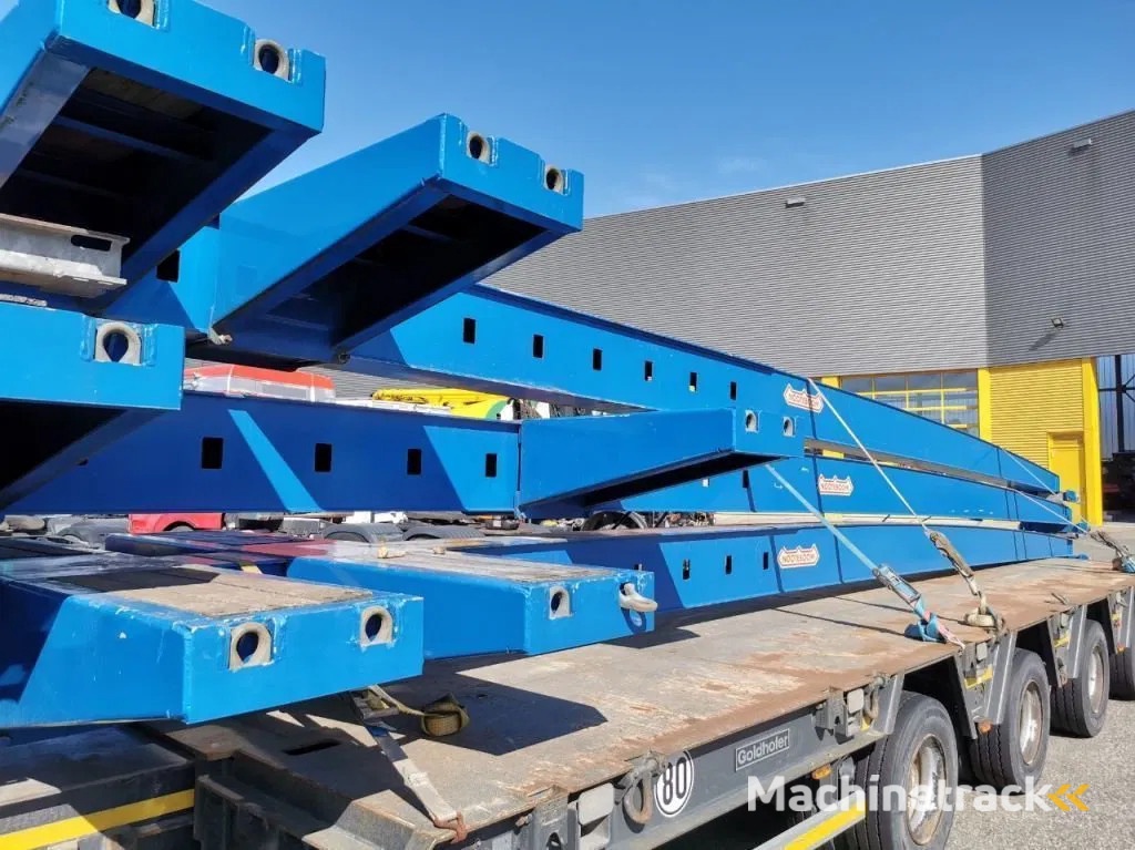 Nooteboom Super Wing Carriers extensions for tranport of windmill blades longen then 65 Meter Package Price € 12.500!
