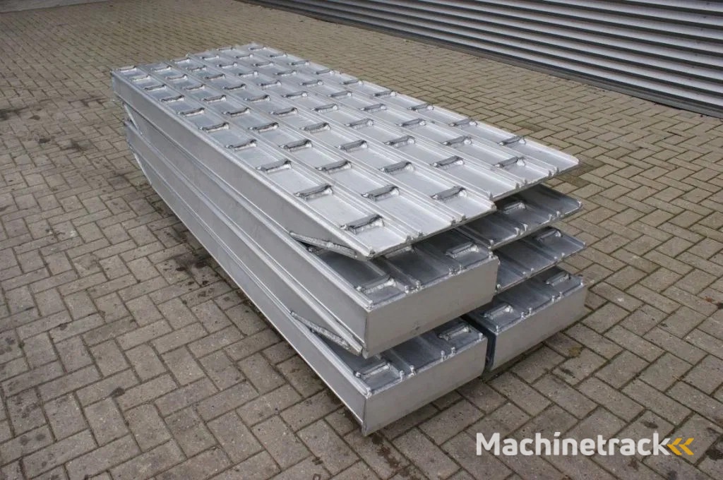 Ultra-Lite Allu Ramps / Allu auffahrrampen - 23.8 Ton Capacity - New!