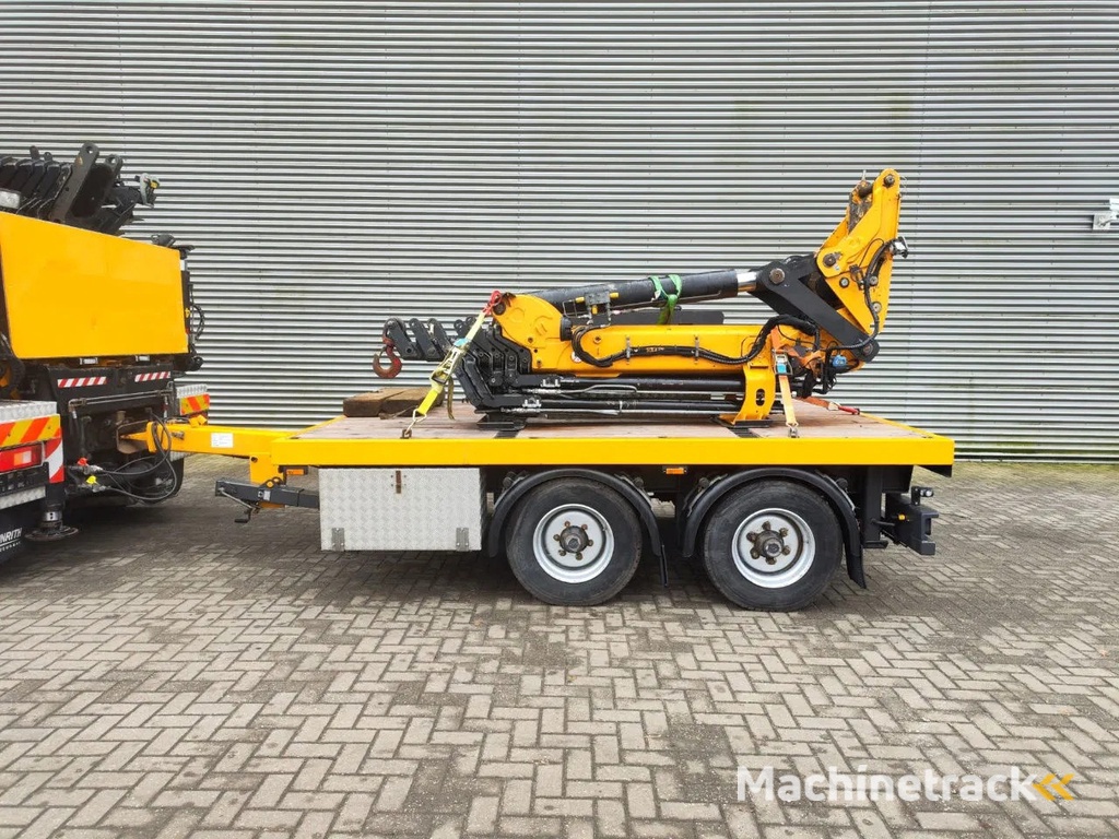 Effer 1750-8S Volvo FH 500 8x4