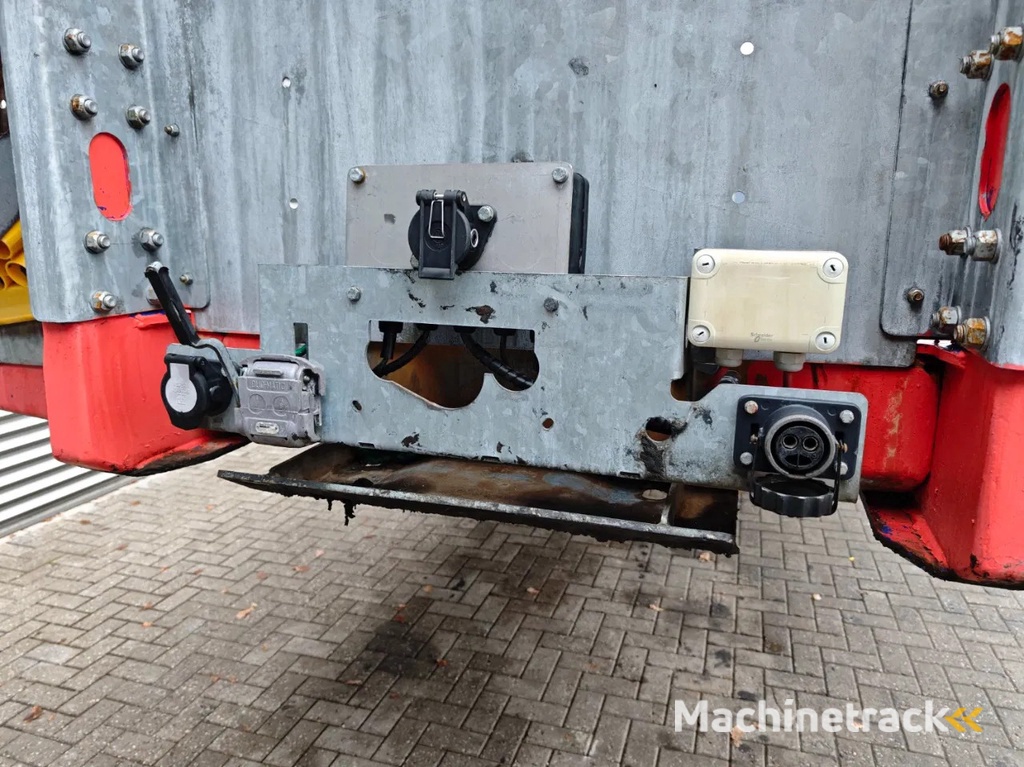 Faymonville F-S43-1BGS 7.5 Meter Extandable Powersteering!