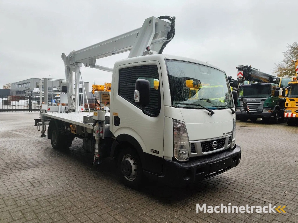 Multitel MJ201 Nissan Cabstar 35.12 NT400