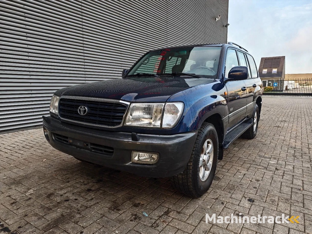 Toyota Land Cruiser HDJ100 4x4