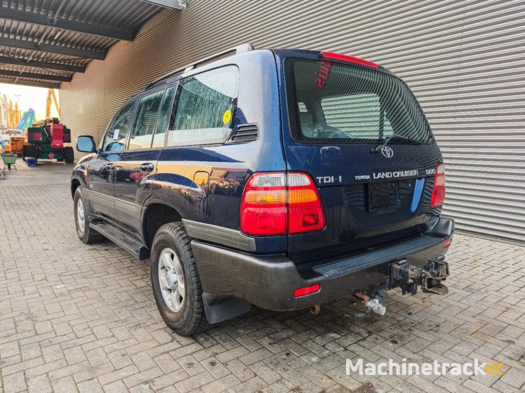 Toyota Land Cruiser HDJ100 4x4