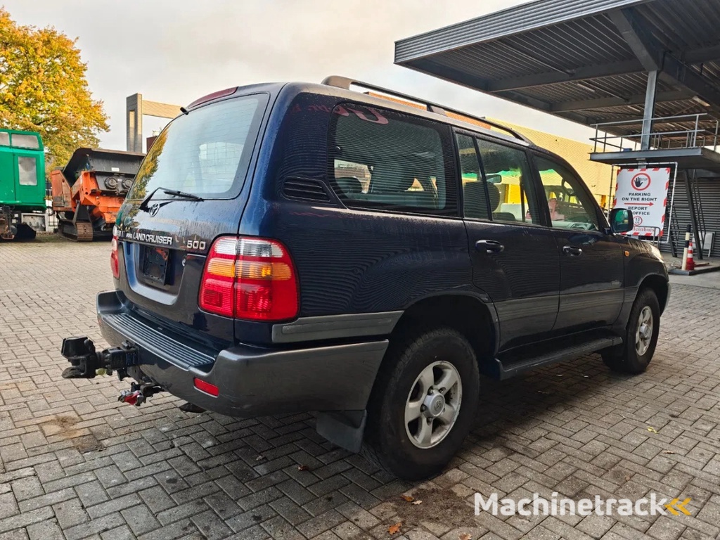 Toyota Land Cruiser HDJ100 4x4