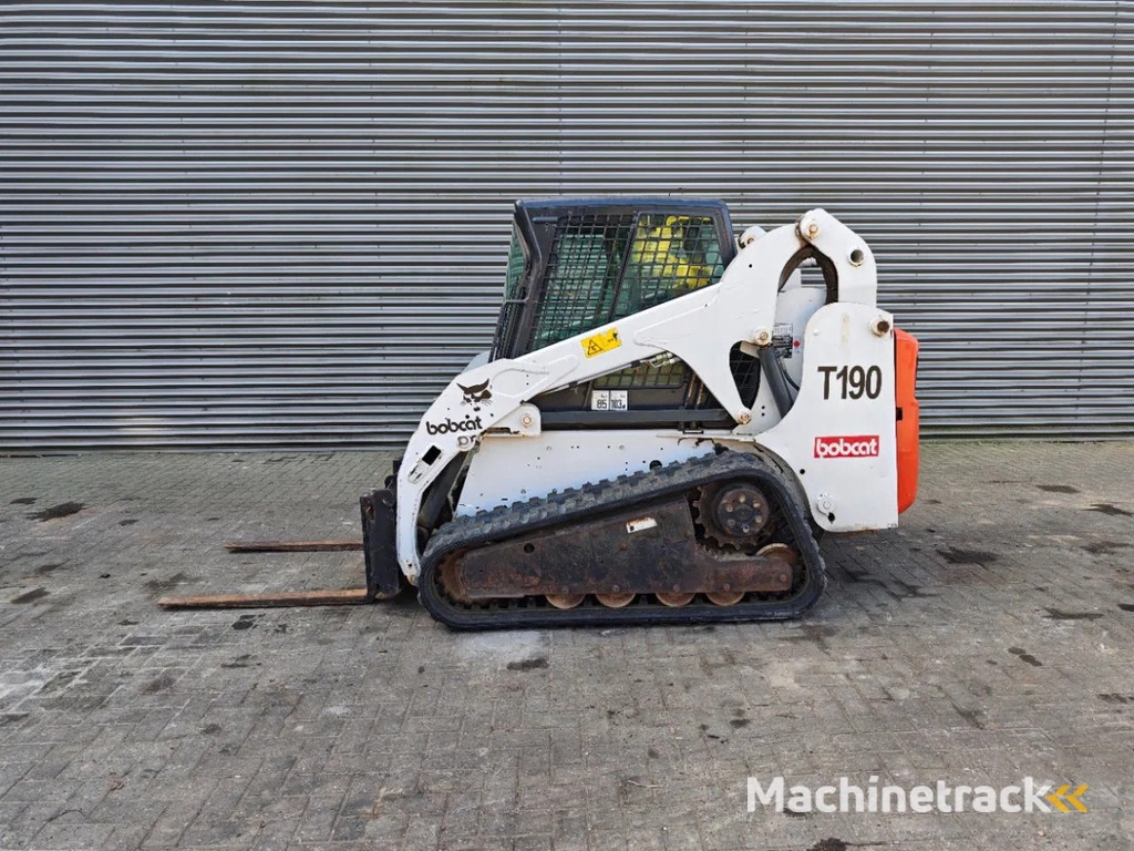 Bobcat T190