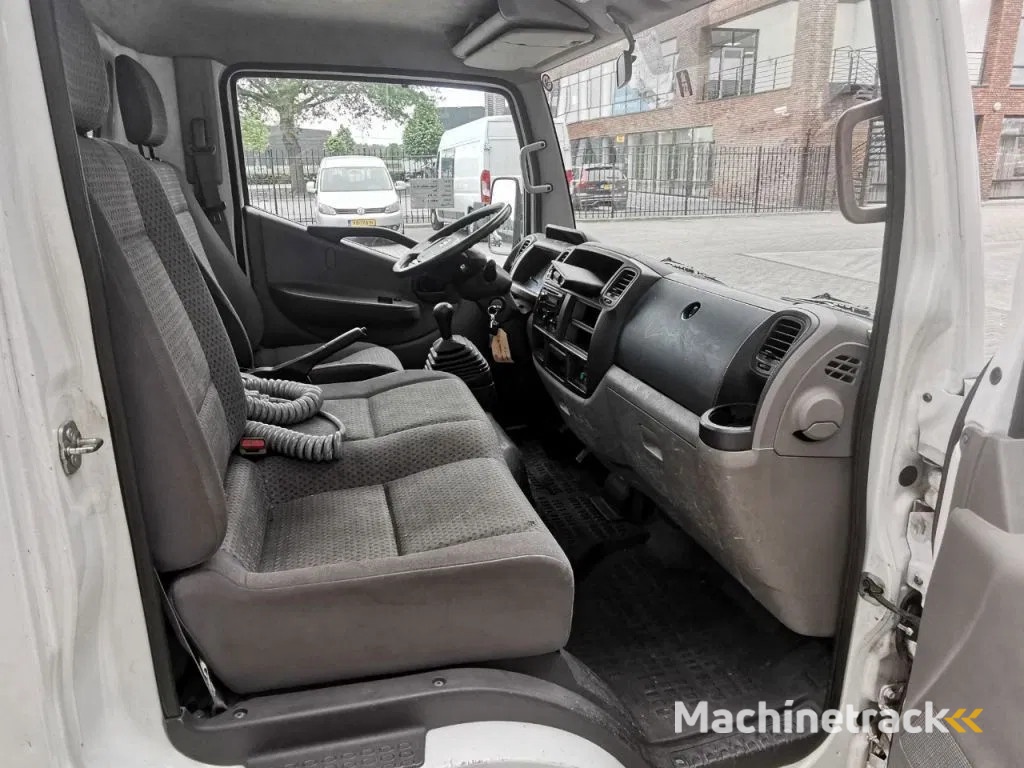 Nissan Cabstar Cabstar 35.13 - Weiss SF 10 - 400 KG Capacity - Tunnel/Airplane Lift - 2 Pieces!