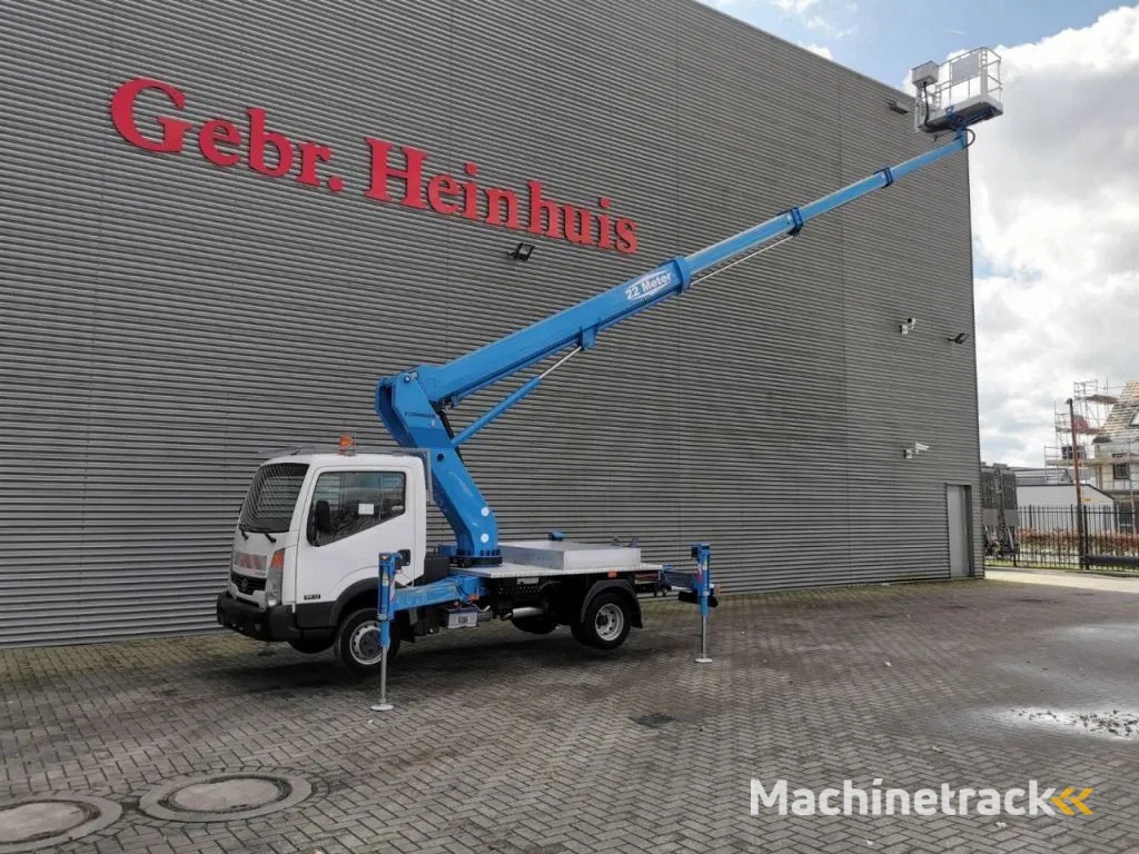 Nissan Cabstar TB 220.2 22 Meter Nissan Cabstar 35.12 German Car!
