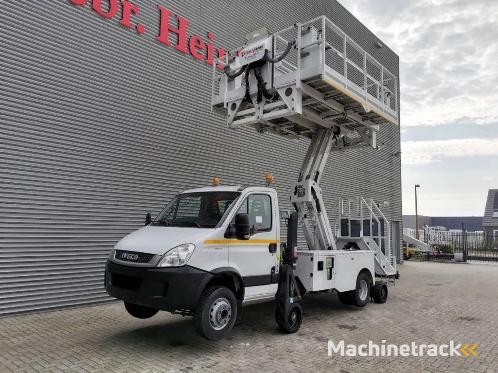 Iveco Daily 65 C17 Tunlift 737-500 TUNNELPLATFORM!