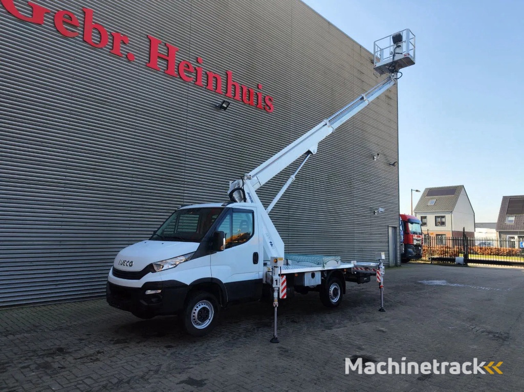 Iveco Daily 35S12 Multitel MT162