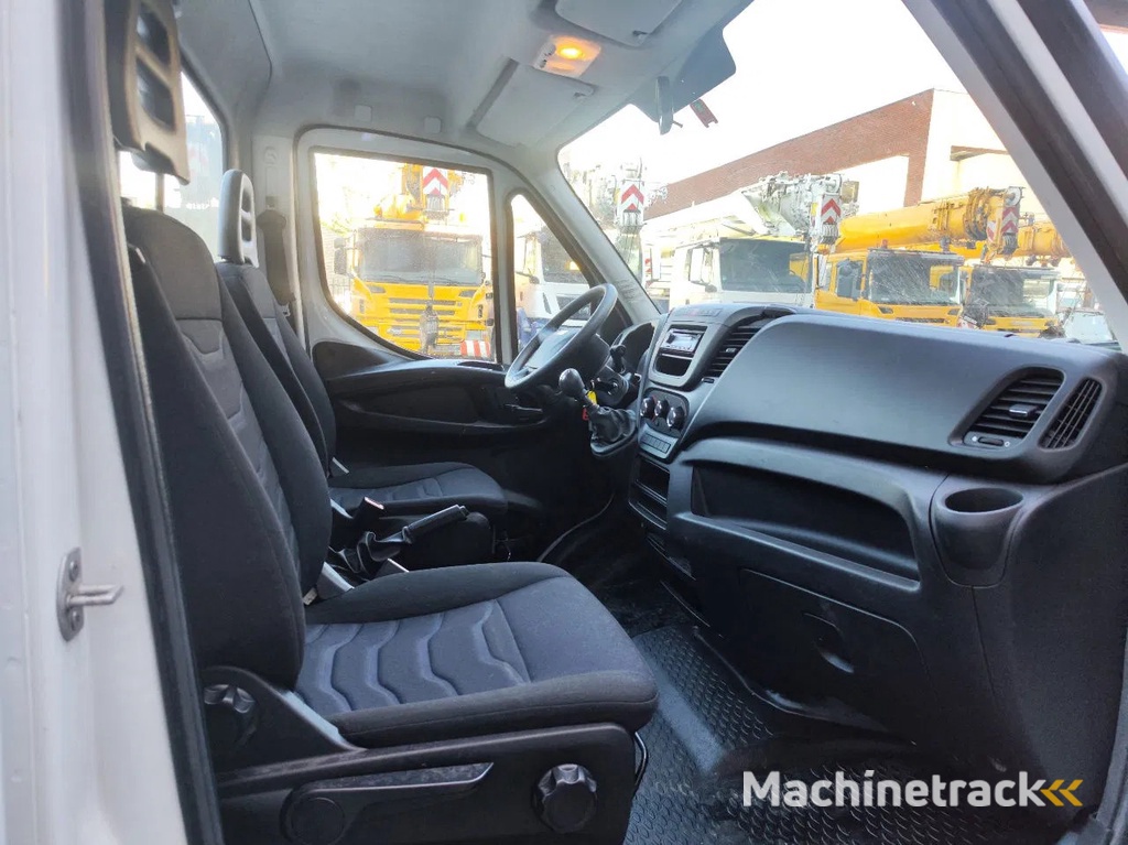 Iveco Daily 35S12 Multitel MT162