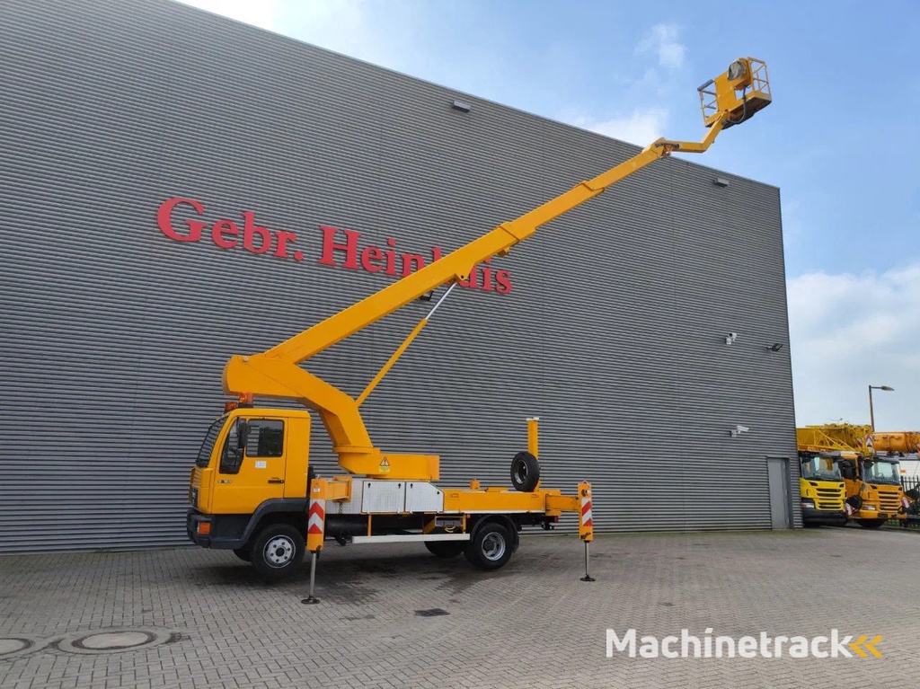 MAN 8.163 4x2 Bison TKA 26