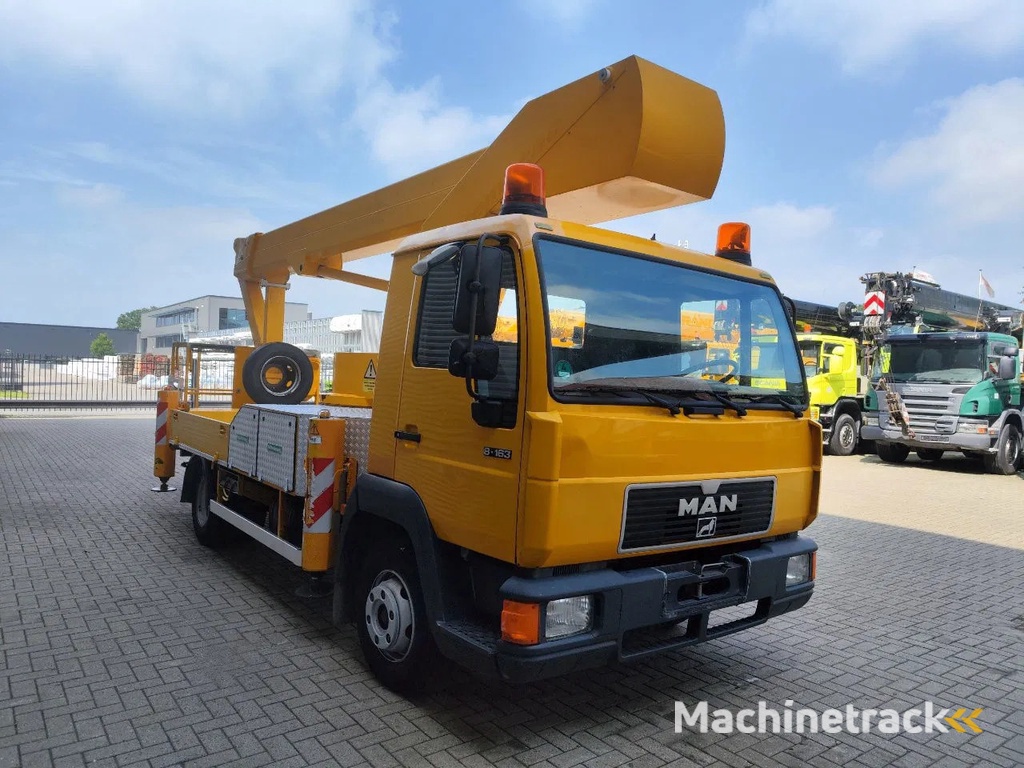 MAN 8.163 4x2 Bison TKA 26