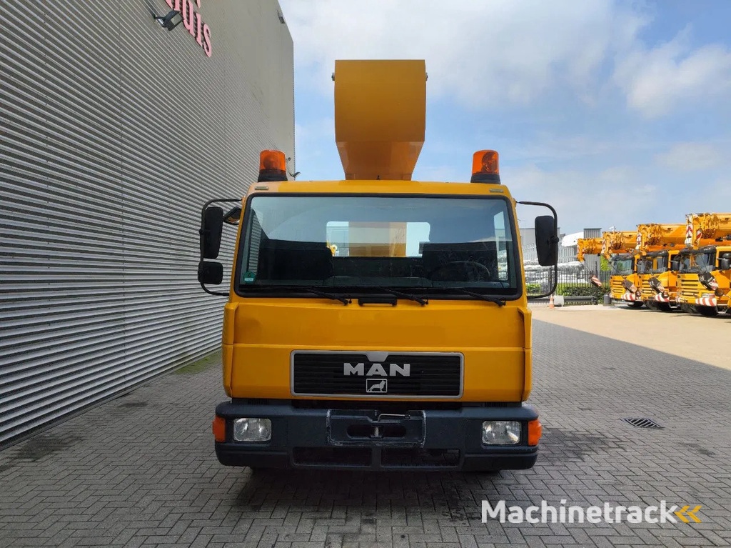 MAN 8.163 4x2 Bison TKA 26