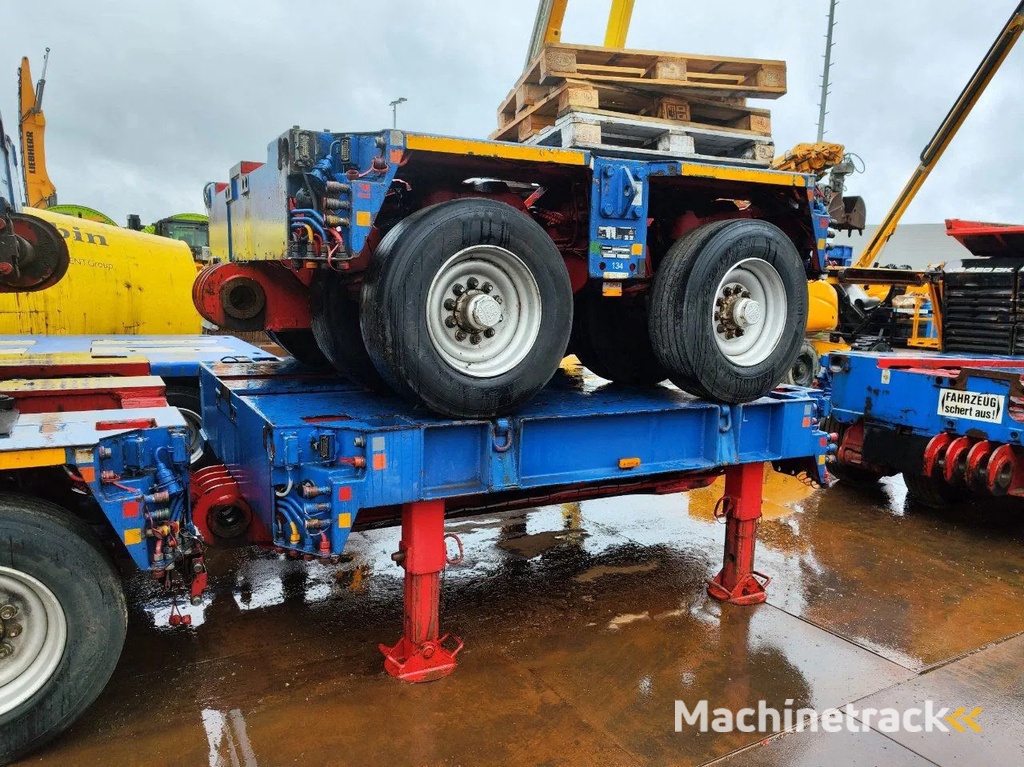 Goldhofer S-THP 15 (3+3+3+5+2) 2 x Gooseneck 2 x Hatz German Trailer!