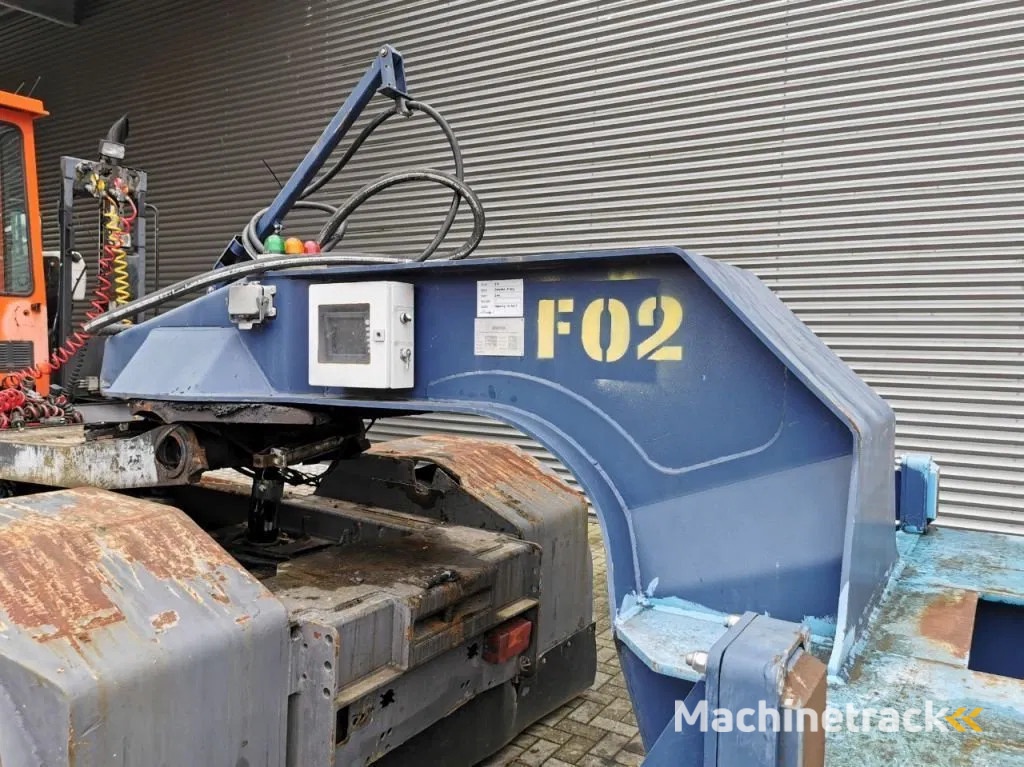 Novatech F1350 50 Ton Capacity Powersteering Topcondition!