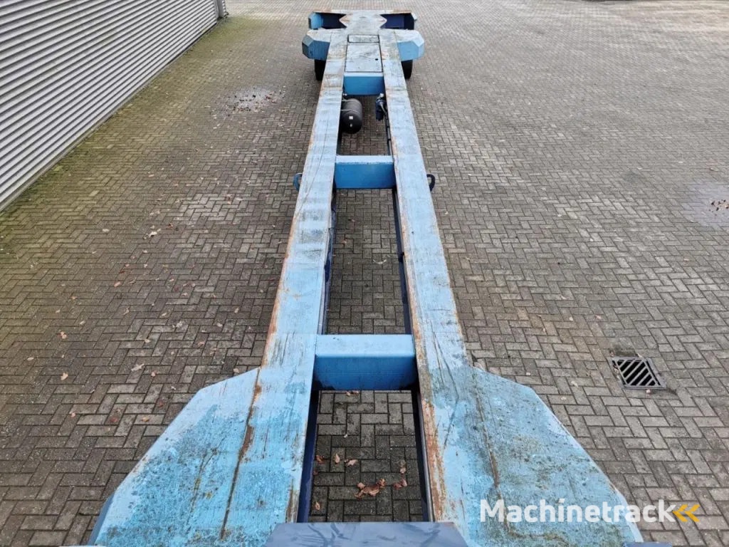 Novatech F1350 50 Ton Capacity Powersteering Topcondition!