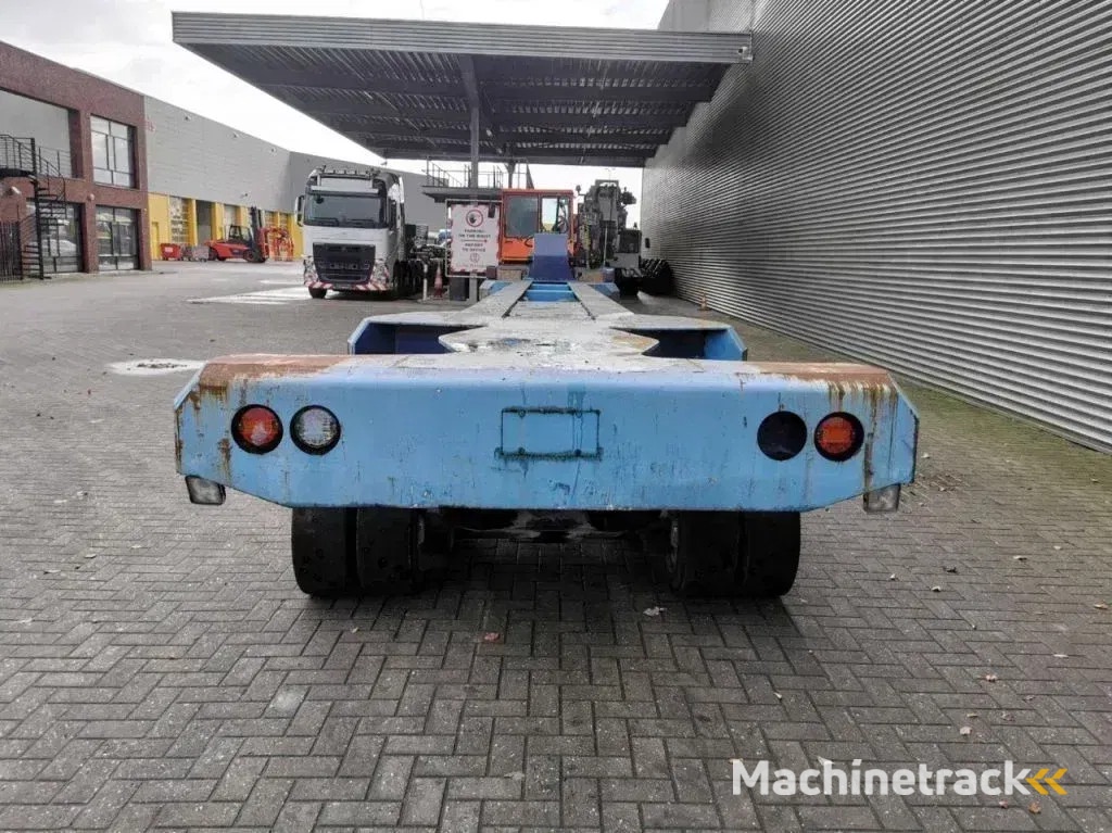 Novatech F1350 50 Ton Capacity Powersteering Topcondition!