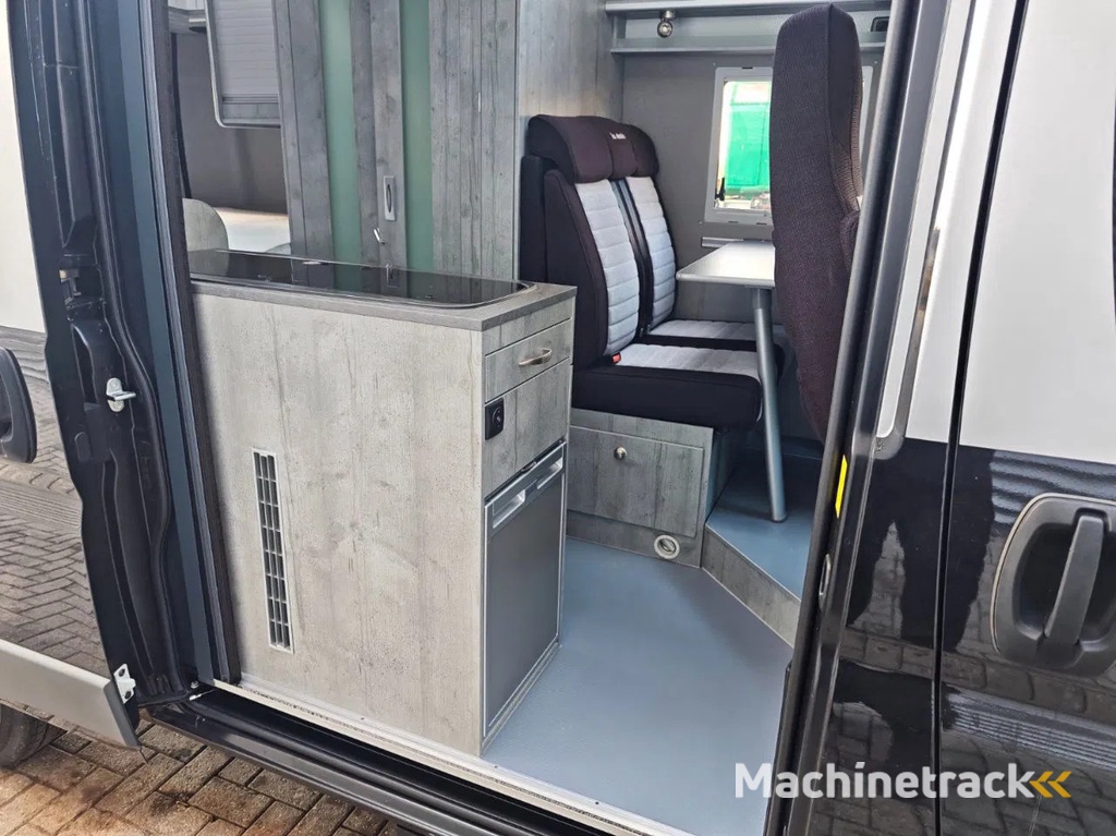 La Strada Avanti M Fiat Ducato 2.3 Multijet 2 150