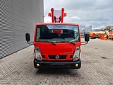 Minituur van Nissan Cabstar 35.12 NT400 Palfinger P210BK