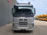 Minituur van Volvo FH 500 8x4 Tridem Euro 6 HMF 4020K-8