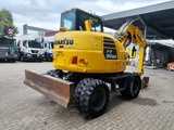 Minituur van Komatsu PW 98 MR-10