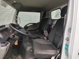 Minituur van Nissan Cabstar 35.12 NT400 Multitel MJ201