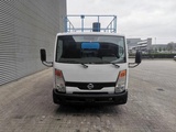 Miniaturansicht von Nissan Cabstar Cabstar 35.13 - Weiss SF 10 - 400 KG Capacity - Tunnel/Airplane Lift - 2 Pieces!