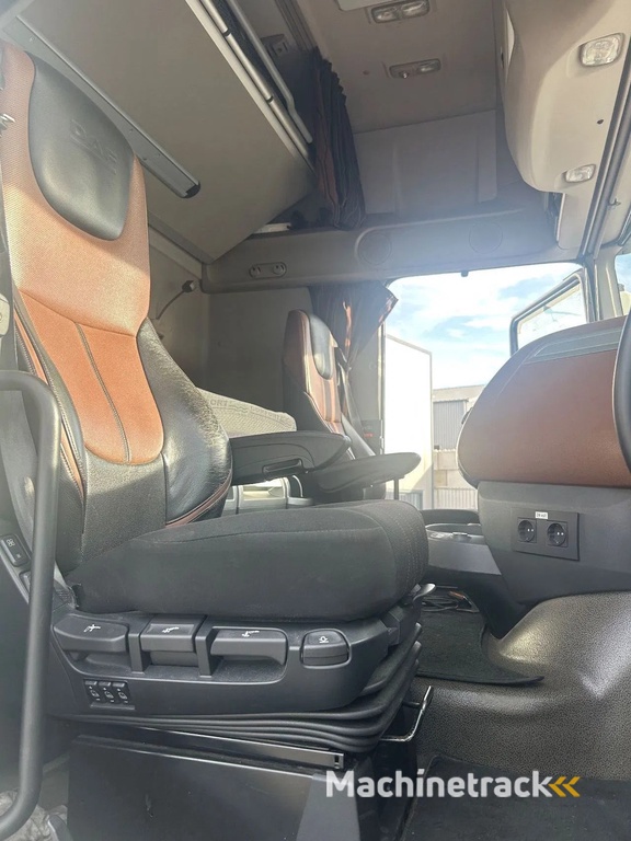 DAF XF 530 XF530 Super Space Cab FAR