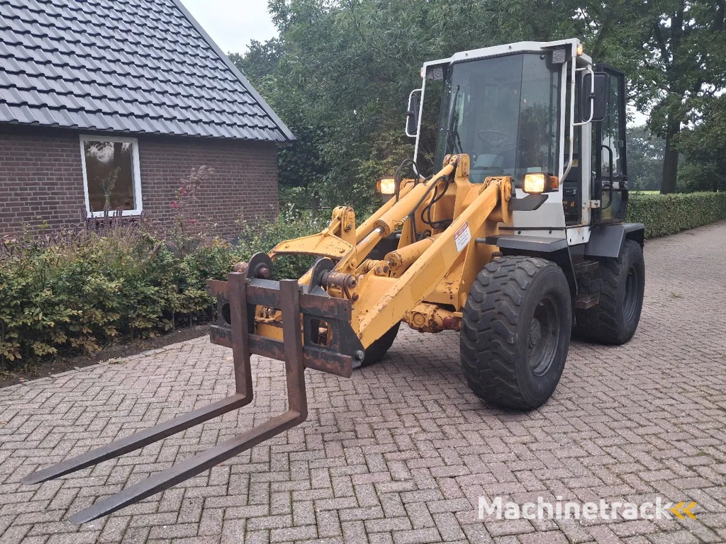 Liebherr 509 shovel met lepels
