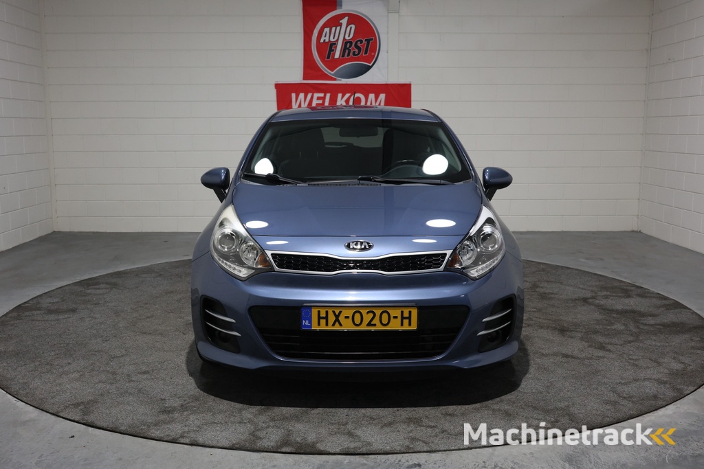 Kia Rio 1.2 CVVT DynamicLine, Volledig onderhouden, Keurige auto, Cruise control, Airco, Lichtmetaal met all season, Radio blue tooth, Parkeersensoren achter