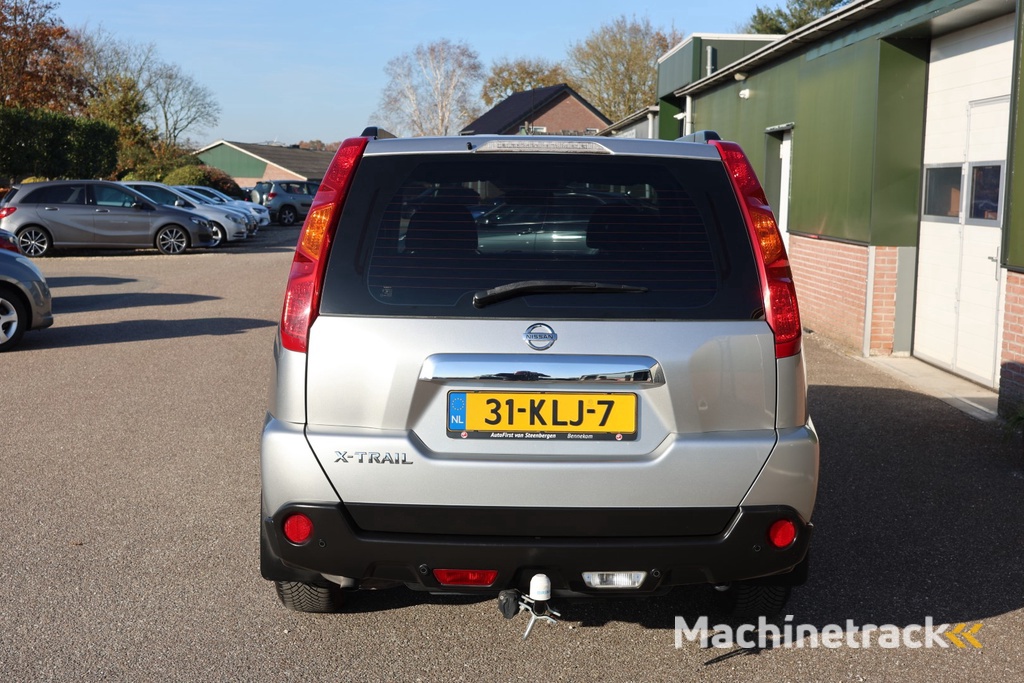 Nissan X-Trail 2.0 XE 4WD 2e Eig. NL auto,  Boekjes, Bovengemiddeld netjes .. Ideale auto voor een daktent, goede caravan trekker