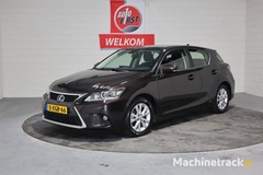 lexus-ct-200h-business-line,-1e-eigenaar,-volledig-dealer-onderhouden,-navigatie,-cruise-blue-tooth,-regen-en-lichtsensor,-achteruitrijcamera,-isofix,-clima