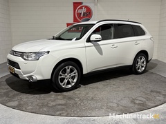 mitsubishi-outlander-2.0-intense,-7-persoon,-automaat,-volledig-onderhouden,-nl-auto,-cruise-control,-clima,-isofix,-hoge-instap,-incl.-nwe-apk,-beurt-en-3-maanden-garantie