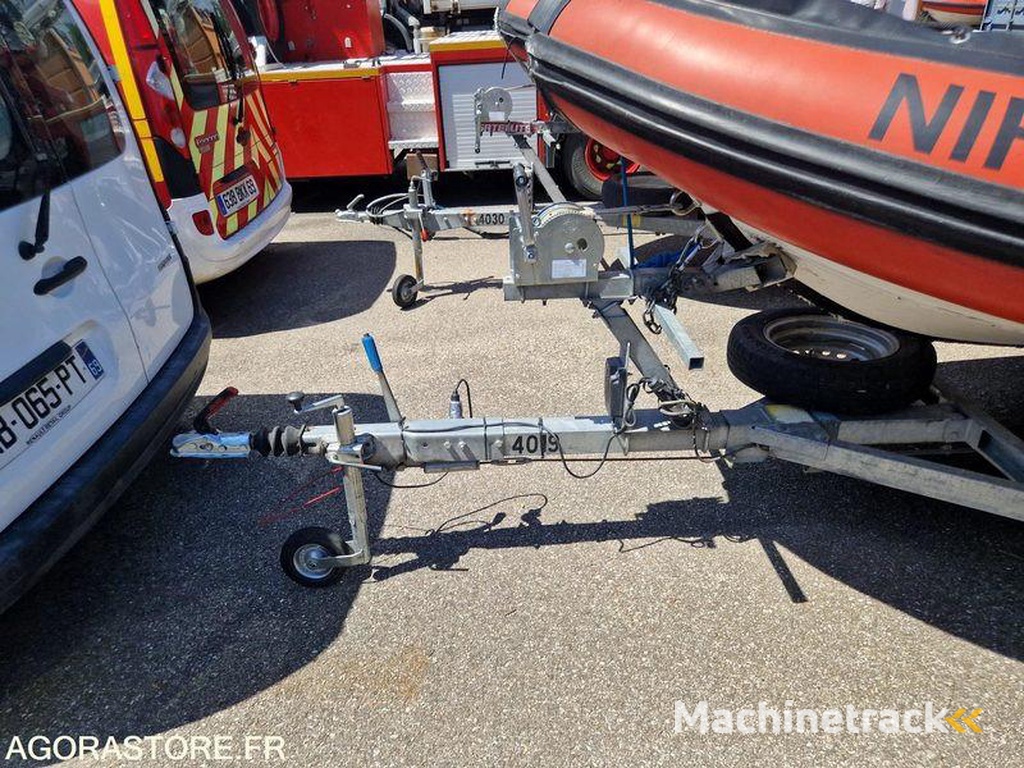 Zeppelin Commande-15