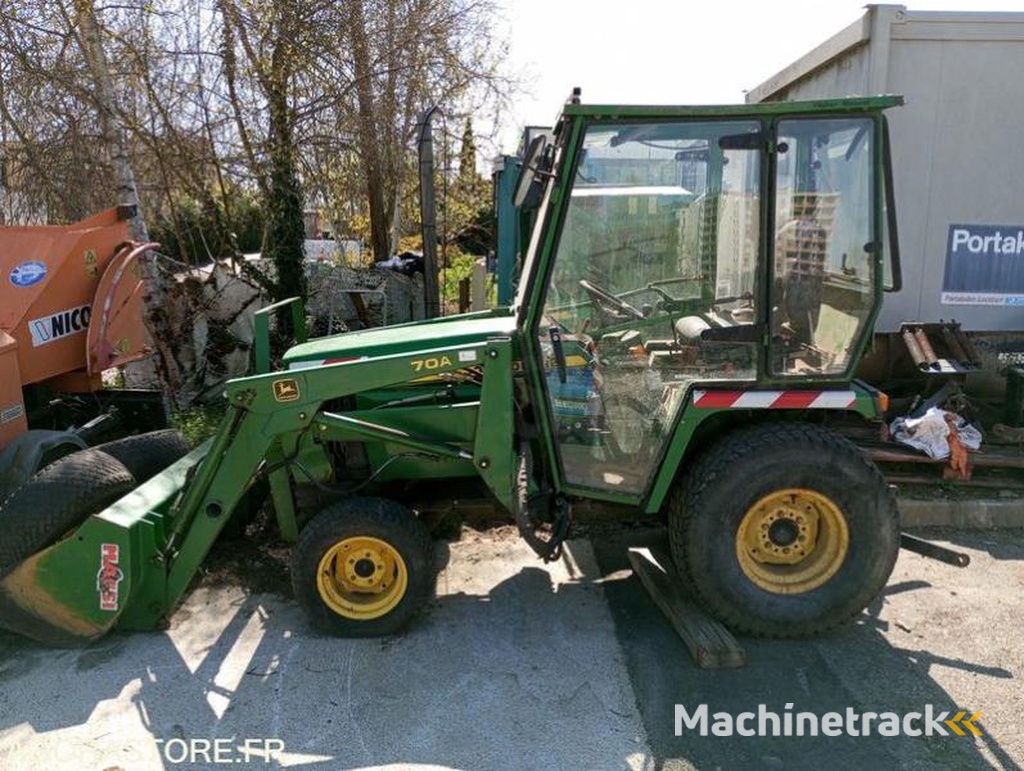 John Deere 855