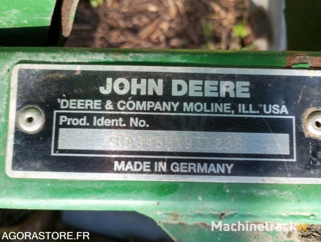 John Deere 855