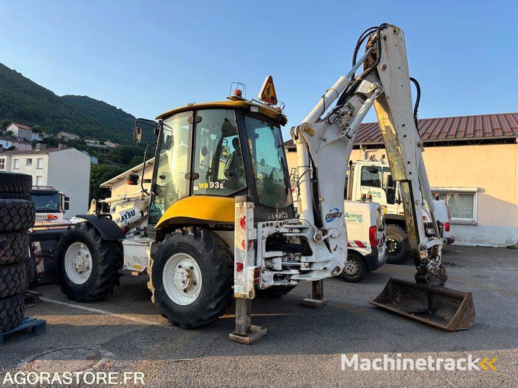 Komatsu WB93R