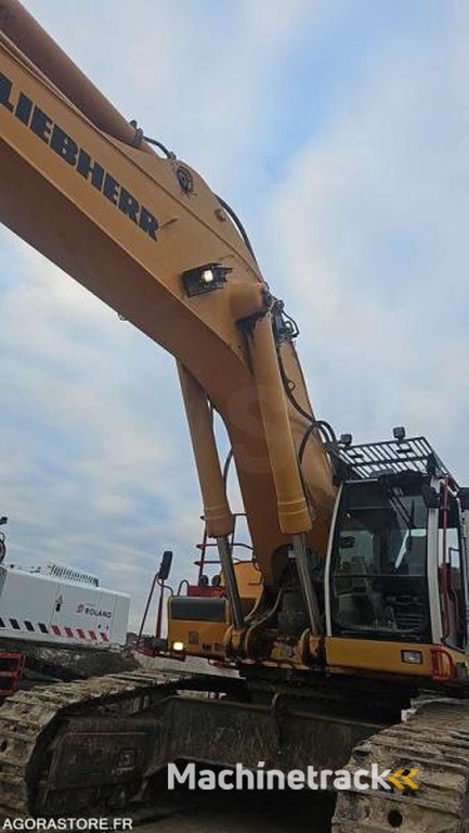 Liebherr R974