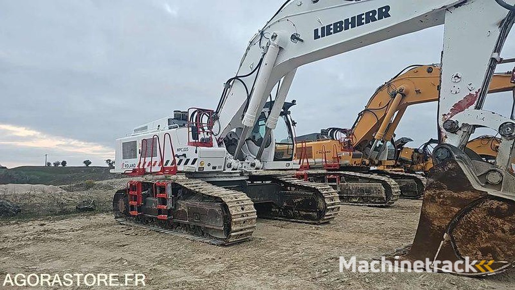Liebherr R974