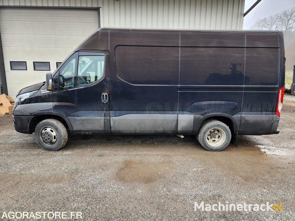 Iveco 35C21