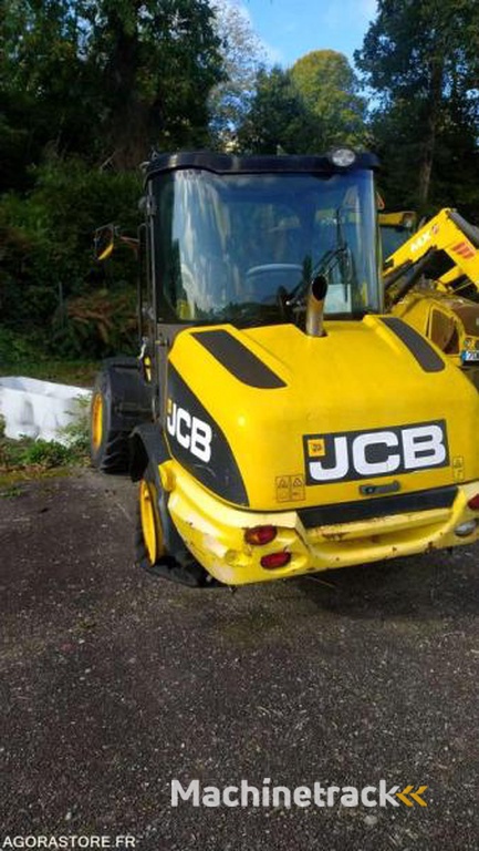 JCB 406