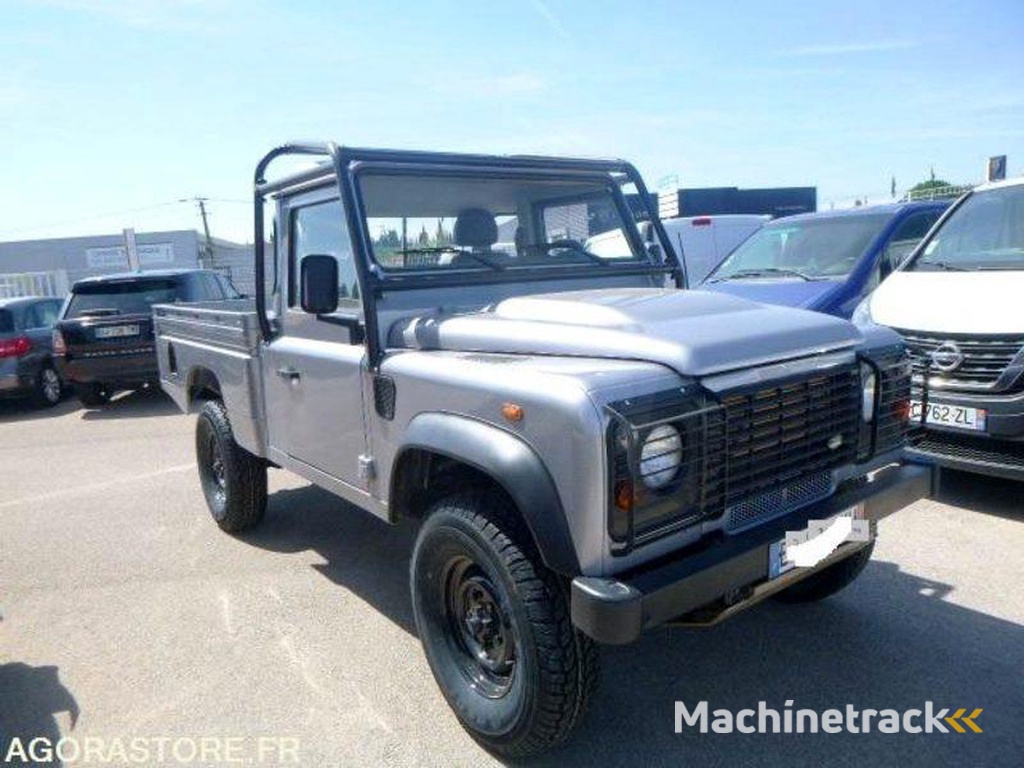 Land Rover DEFENDER-PICKUP