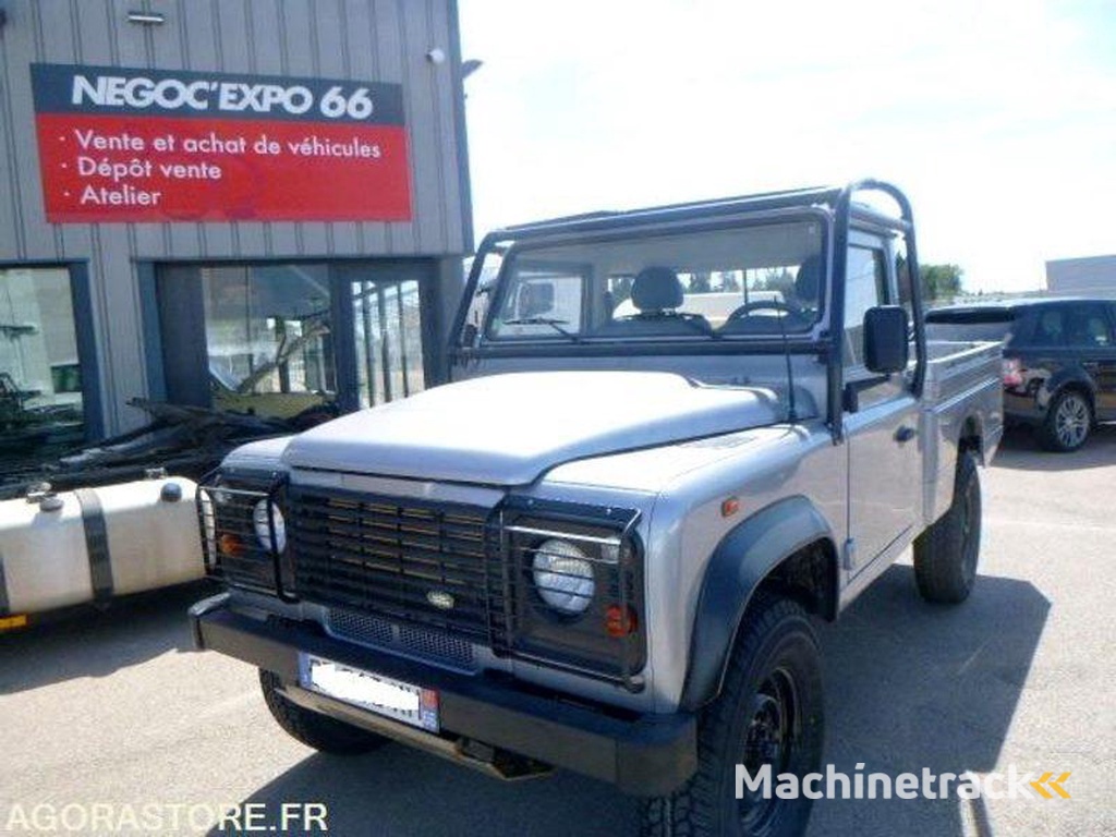 Land Rover DEFENDER-PICKUP