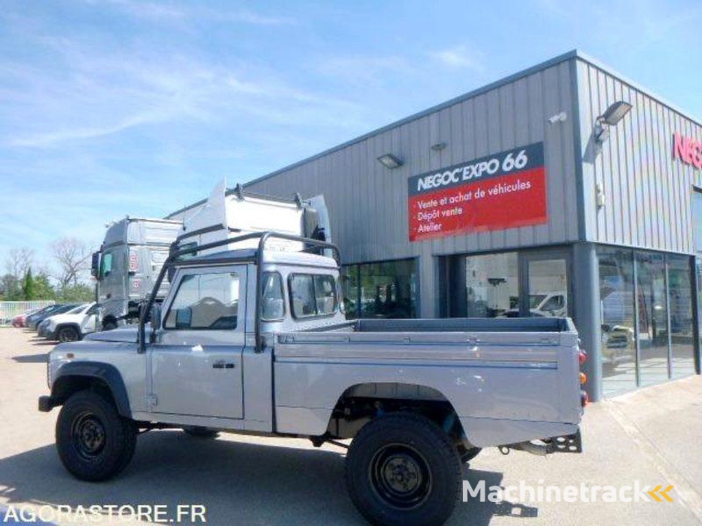 Land Rover DEFENDER-PICKUP