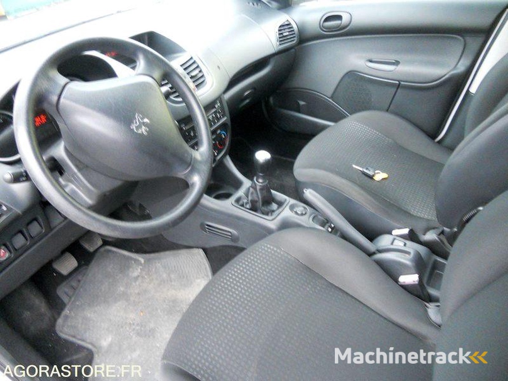 Peugeot 206-