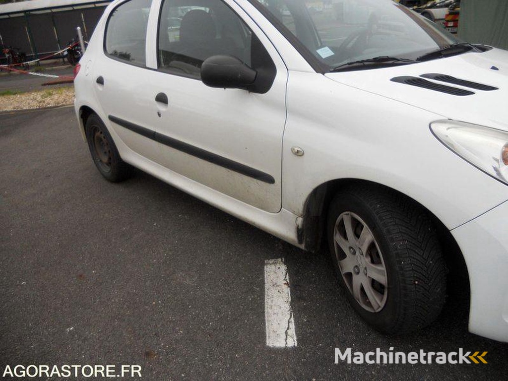 Peugeot 206-