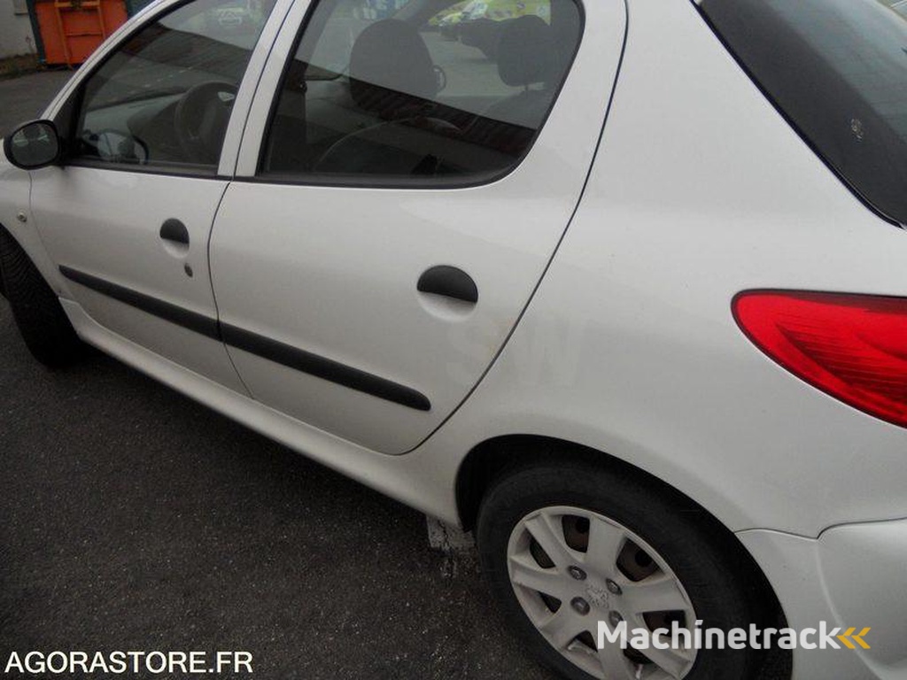 Peugeot 206-