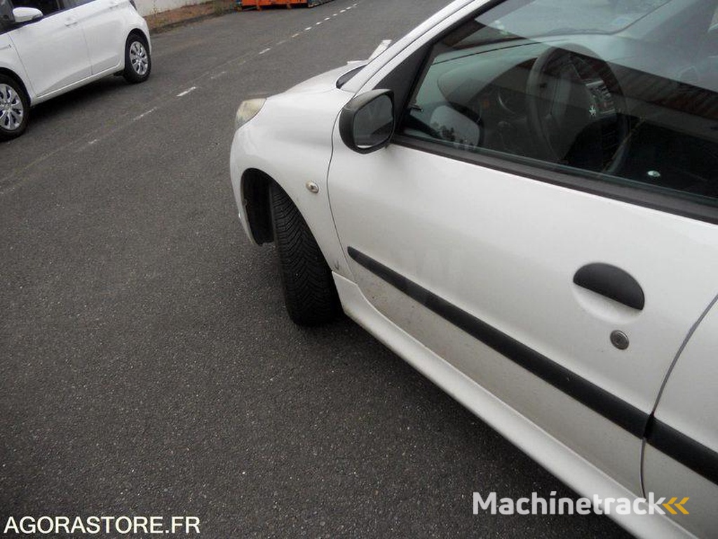Peugeot 206-