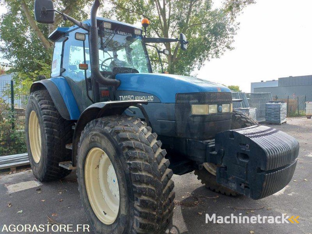 New Holland TM150
